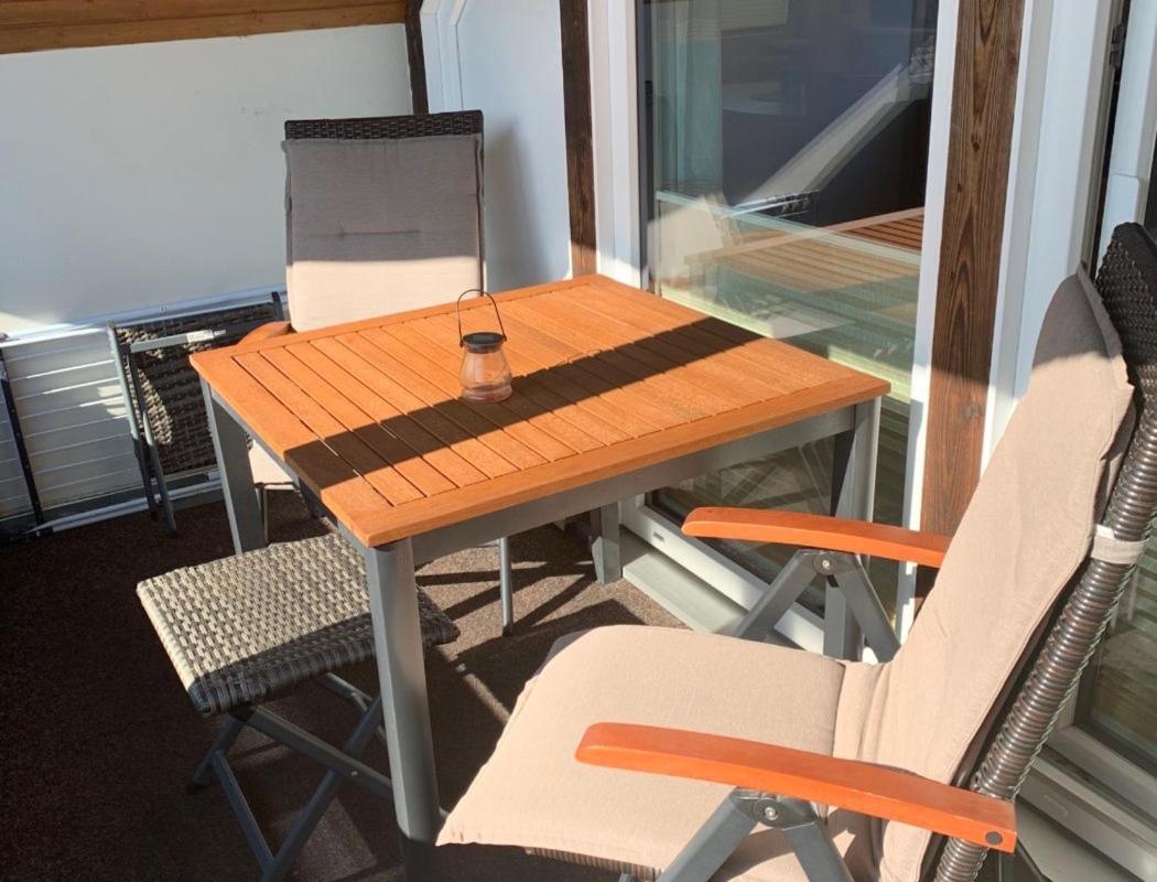 Haus Gorch Fock Apartment Нойхарлингерзийл Екстериор снимка